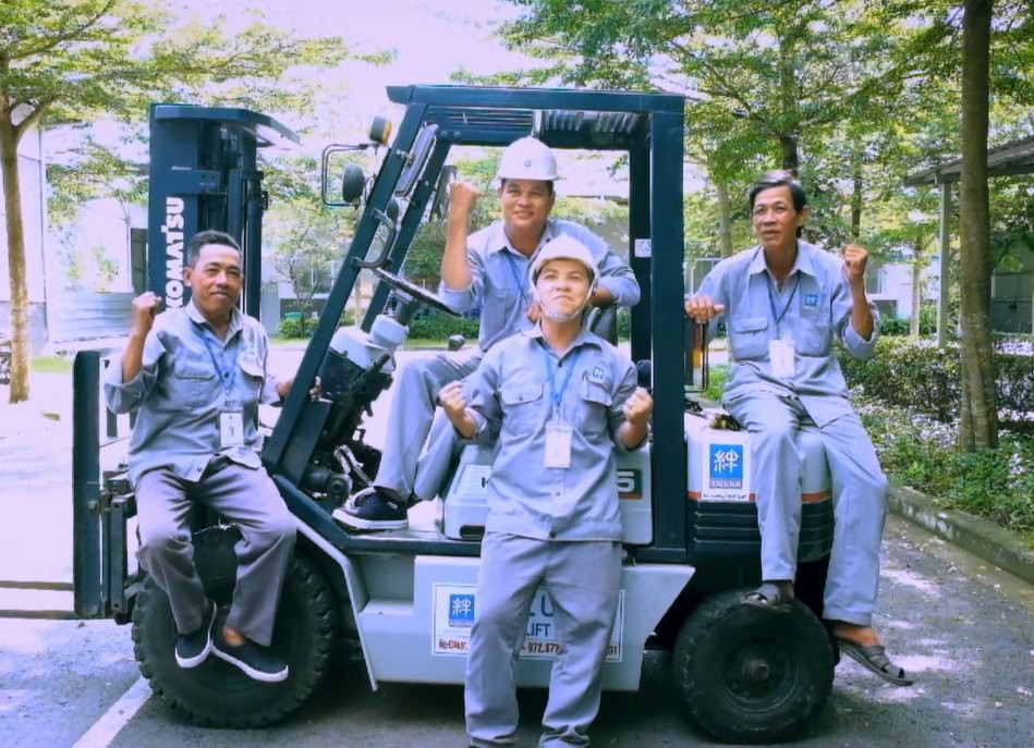[KIZUNA] NHÂN VIÊN BẢO TRÌ