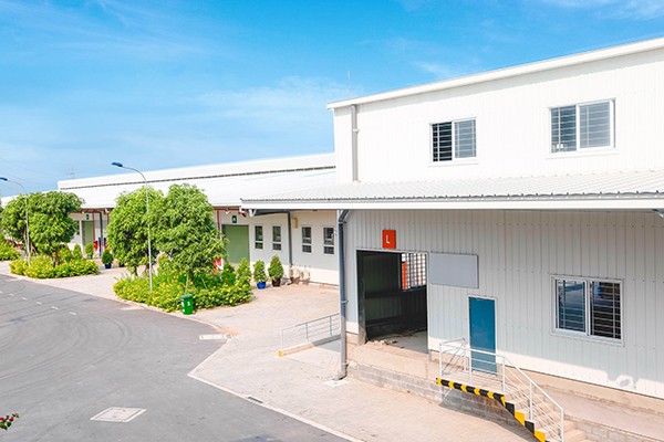 Saving 3 costs with ready-built factory for rent Vietnam